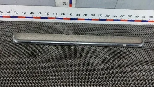 Подножка FA104OW01