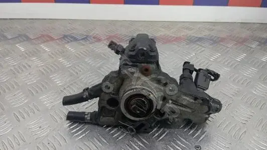 Насос высокого давления 9421A000A, A6460700201