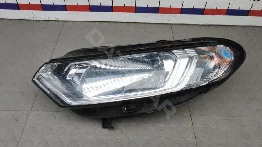 Фары 7OK28MR01