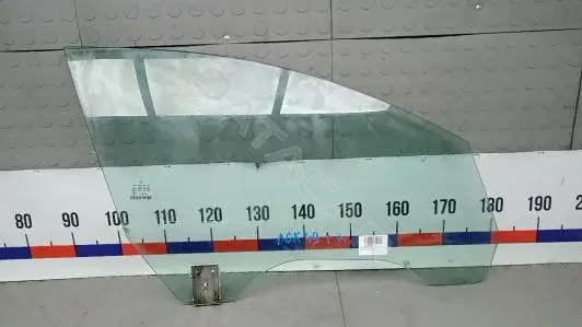 Стекло двери A2197250210