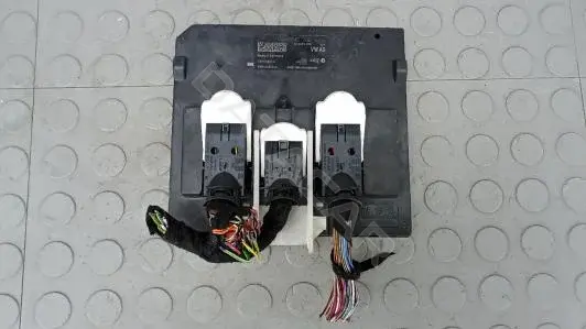 Блок комфорта 5q0937084aa