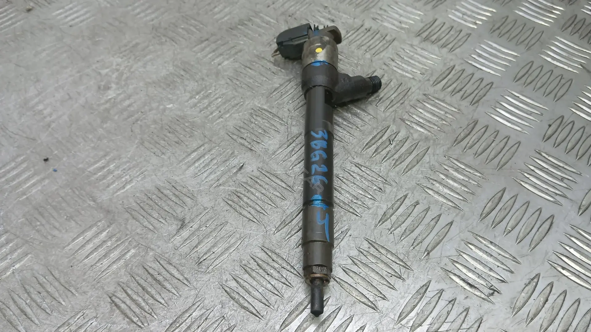 Форсунки 55578075, 821047