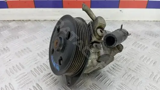 Насос гидроусилителя руля AH22-3A696-AB