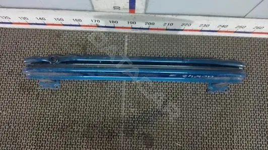 Усилитель бампера 575807305B