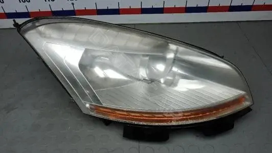 Фары UOK10MU01