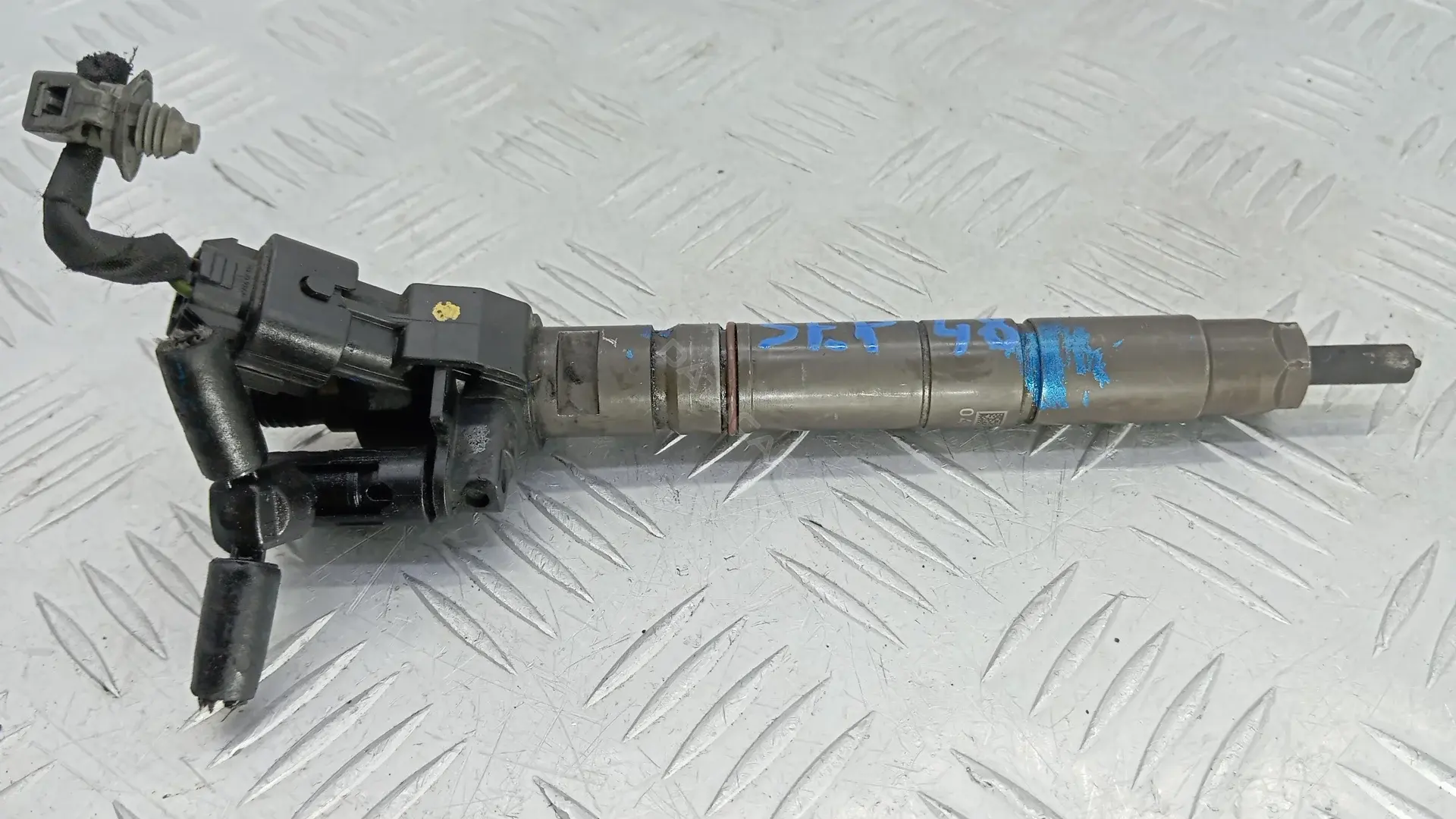 Форсунки 9X2Q-9K546-DB