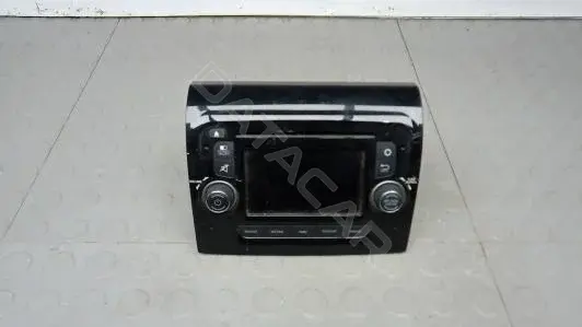 Магнитола EBM24I401