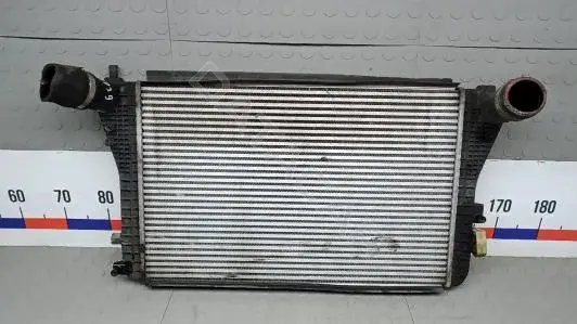 Интеркулер 1K0145803CC