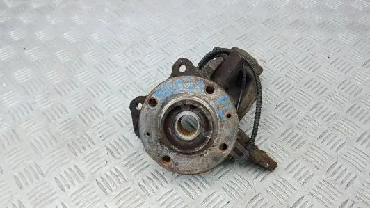 Поворотный кулак 9BM240801