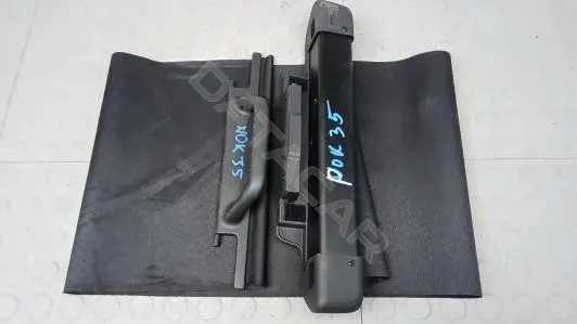 Шторка багажника POK35QV01