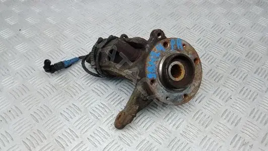 Поворотный кулак 9BM240901