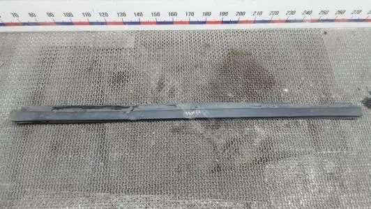 Накладка на порог 7BM14GZ01