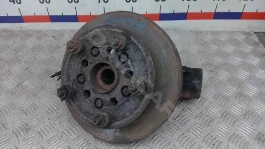 Поворотный кулак 2BM090901