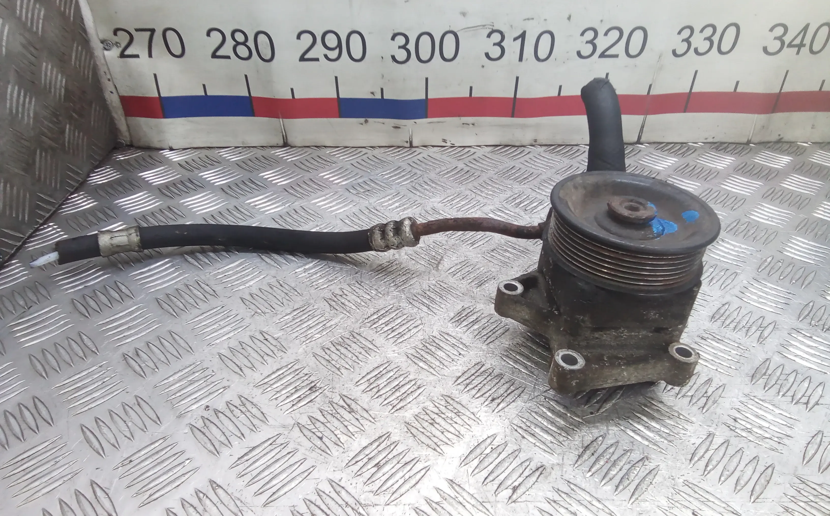 Насос гидроусилителя руля 3GM38BT01