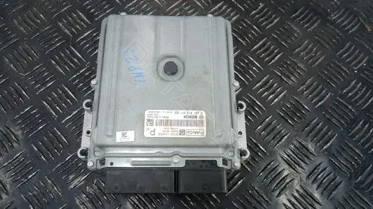 Блок управления двигателем 0281014671