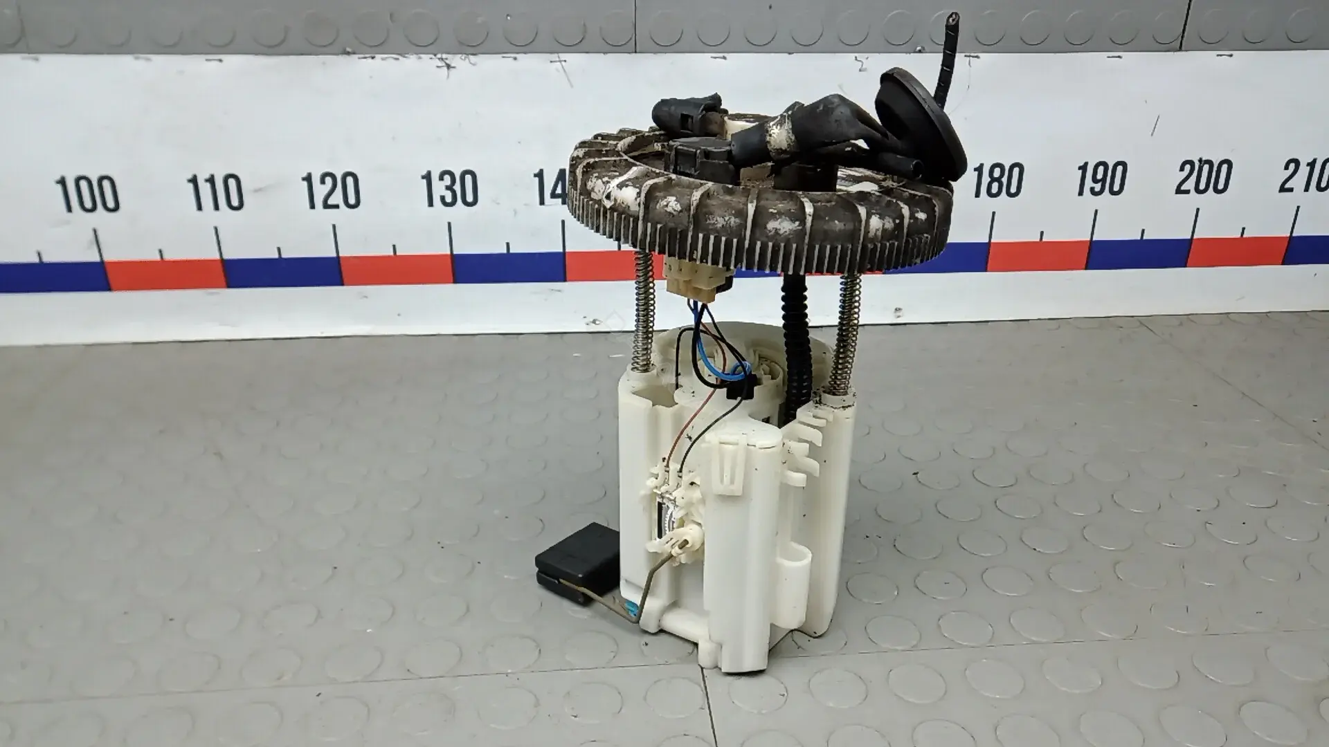 Топливный насос 5BG05M701