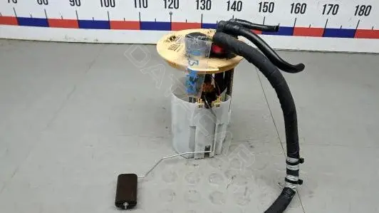 Топливный насос ABM27M701