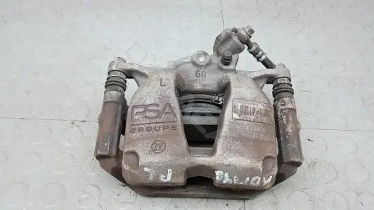 Скоба суппорта KBM400R01