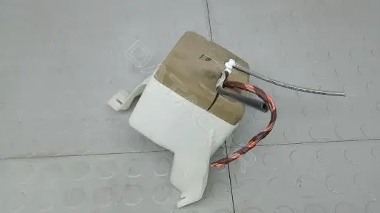 Компрессор центрального замка 4BM26IE01
