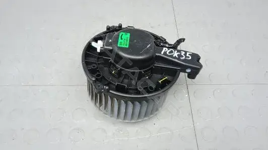 Моторчик печки POK35KK01