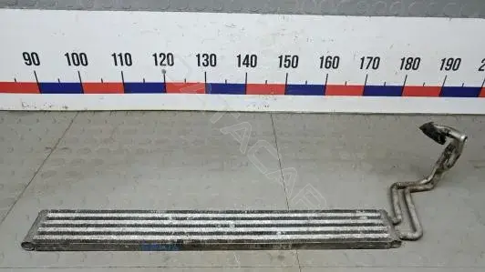 Масляный радиатор двигателя 9BM16KD03