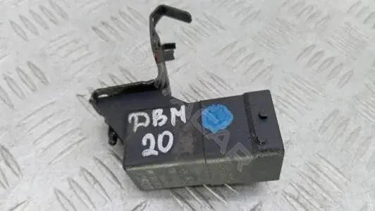 Реле свечей накала 8200558438A