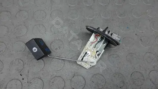 Датчик уровня топлива 8332049255