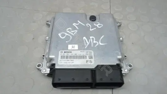 Блок управления двигателем 9BM28PC01
