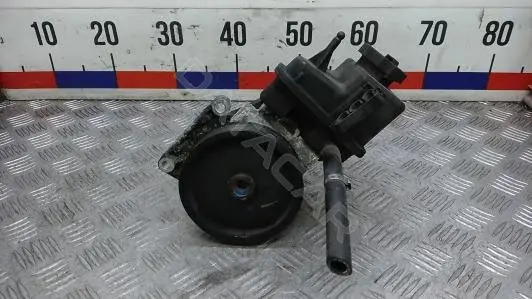 Насос гидроусилителя руля A0064661501