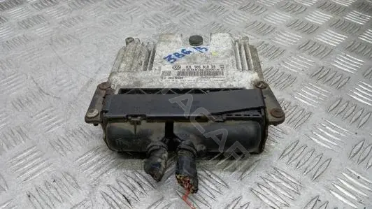 Блок управления двигателем 0281016589, 03L906018DB