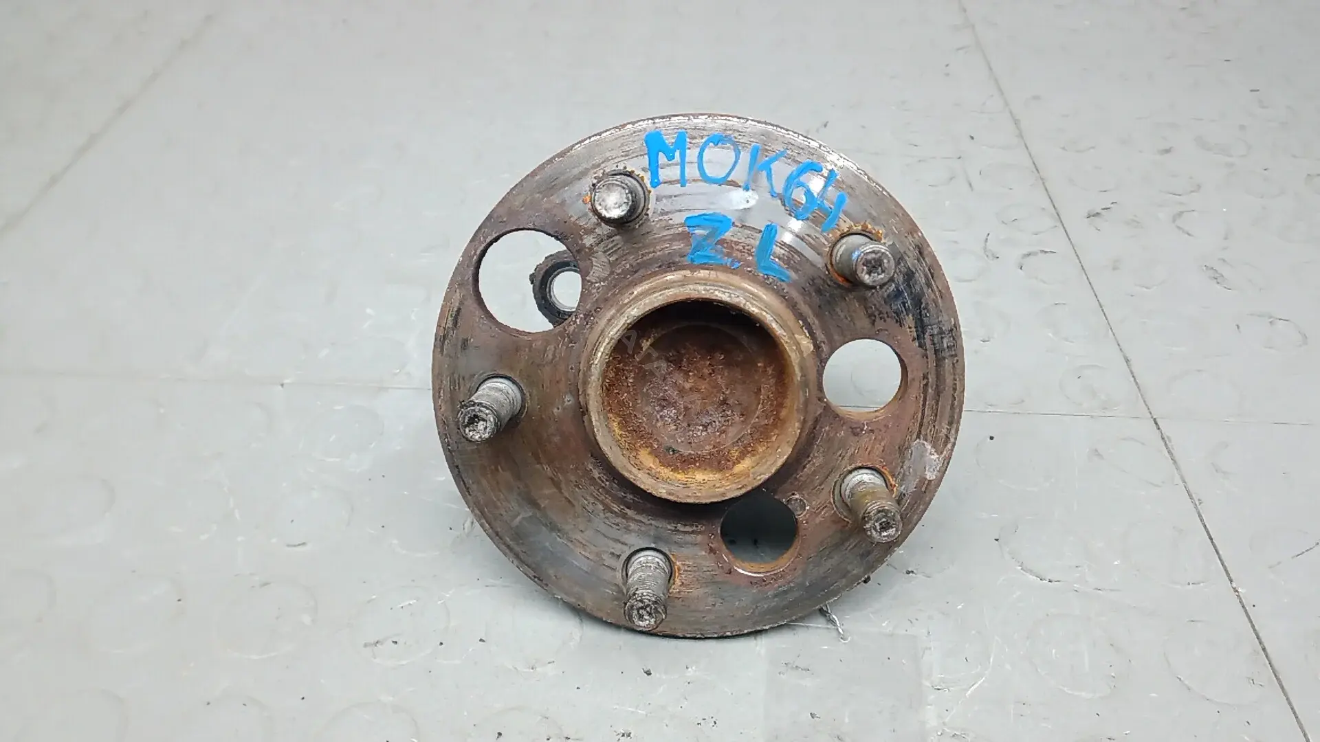 Ступица колеса MOK64LZ01