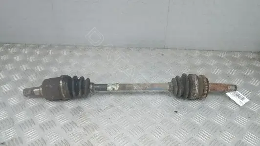 Приводной вал / Полуось 495001C050