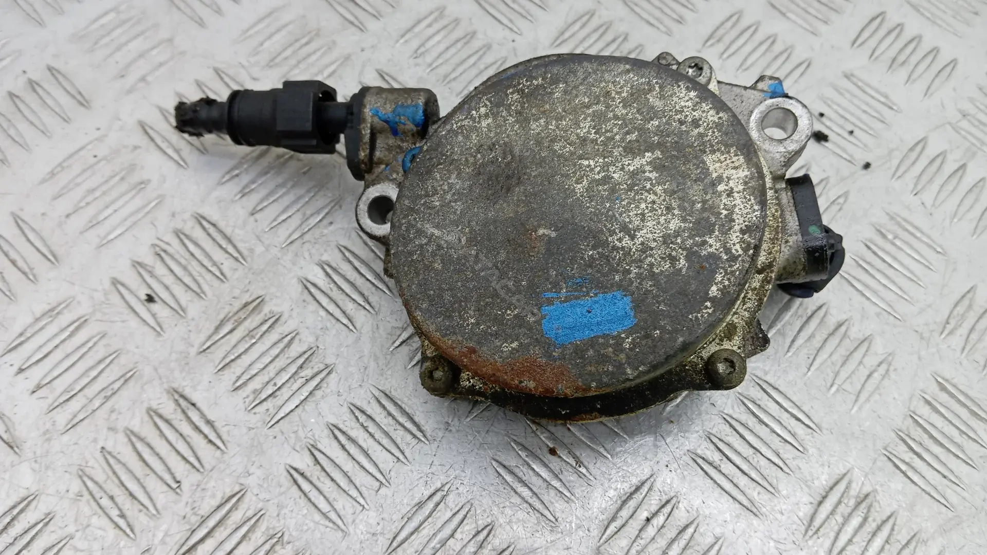 Вакуумный насос BK3Q-2A451-FC