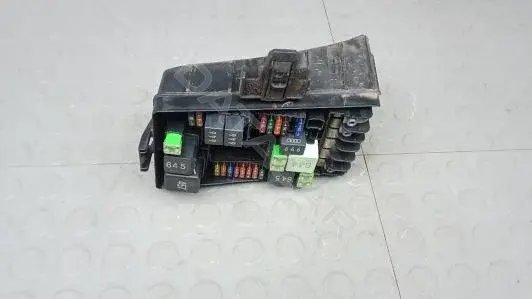 Блок предохранителей CBM19M102