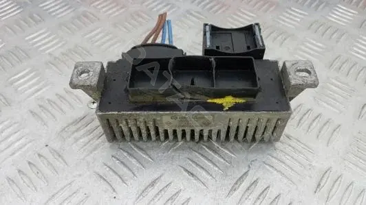Реле свечей накала 8200558438A