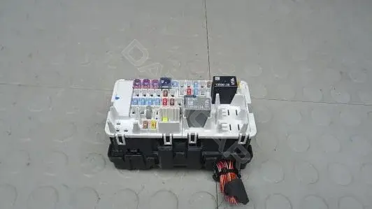 Блок предохранителей 9BM07M102