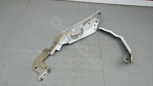 Кронштейн крыла 5BM310X01