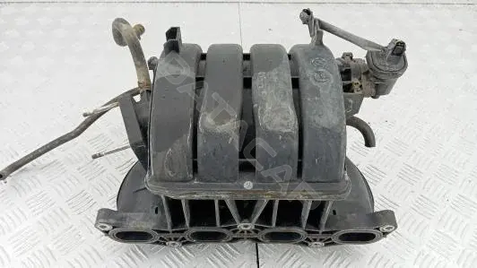 Коллектор впускной KBM11C601