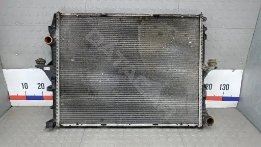 Радиатор охлаждения 7L0121253A