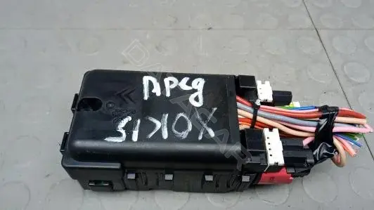 Блок предохранителей XOK15M101