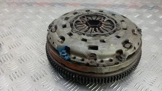 Маховик EEP18A401