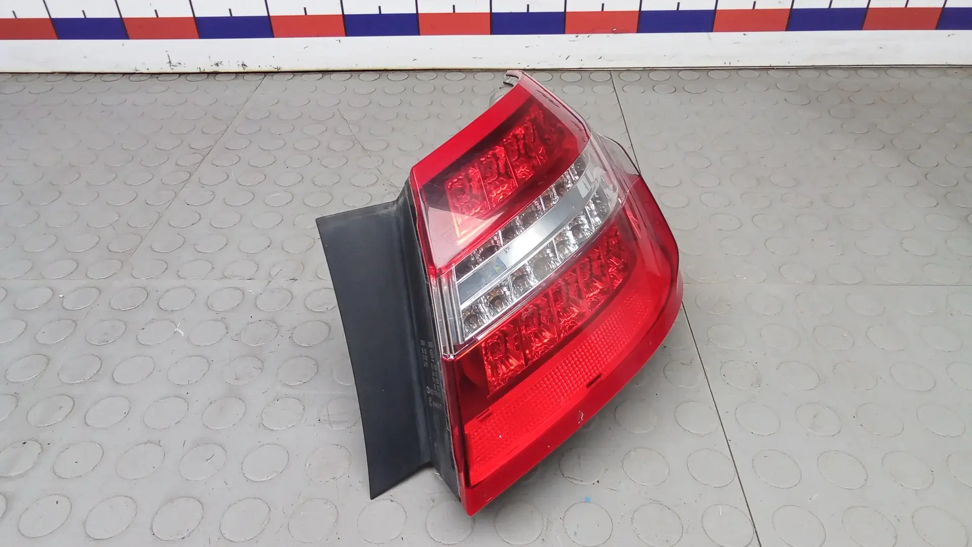 Задние фонари HBM11MY01