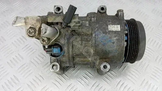 Компрессор кондиционера A0022304811