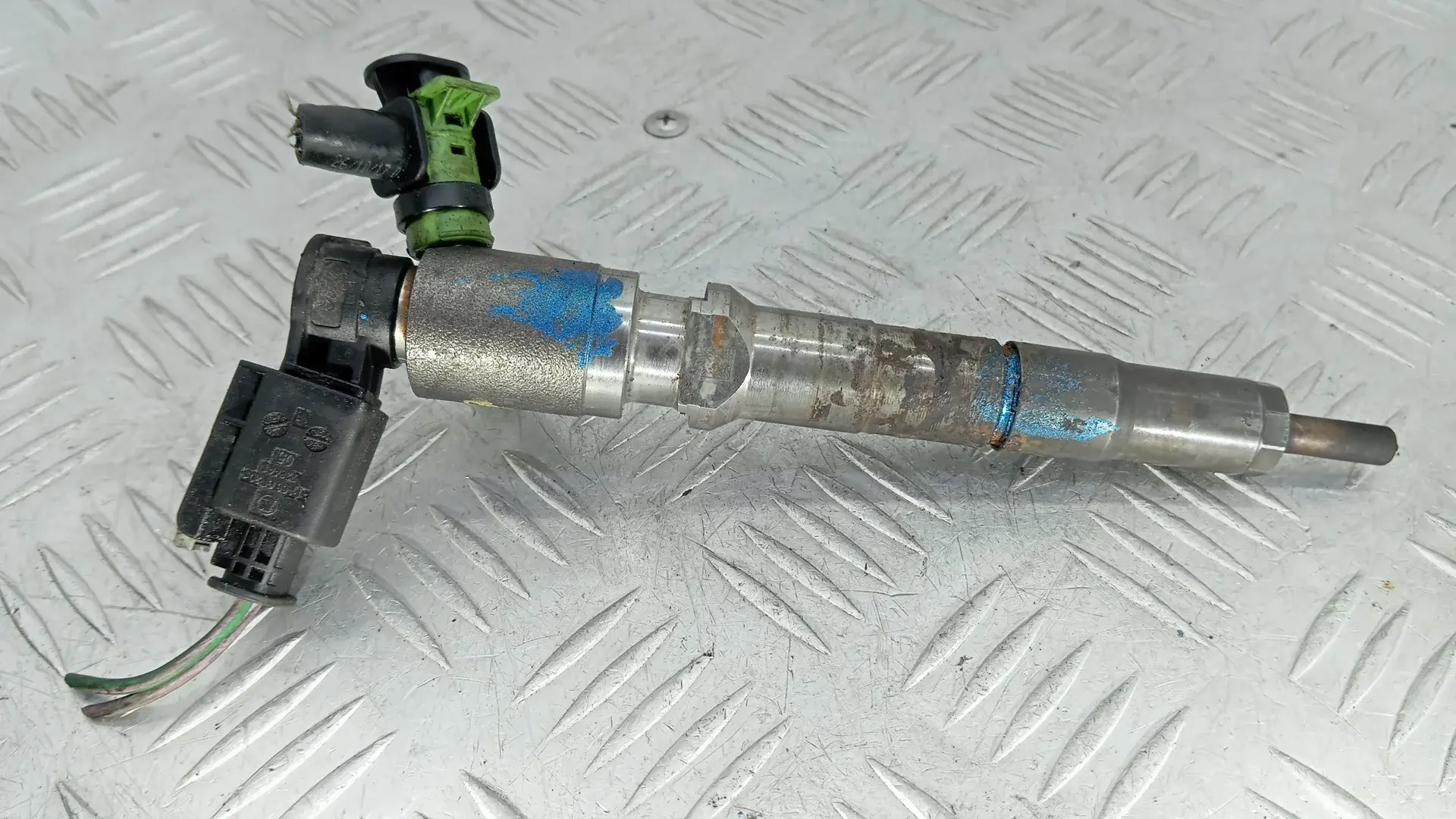 Форсунки GK2Q-9K546-AC