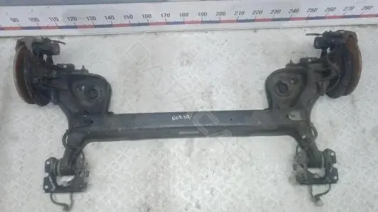 Суппорт тормозной NOK37OO01