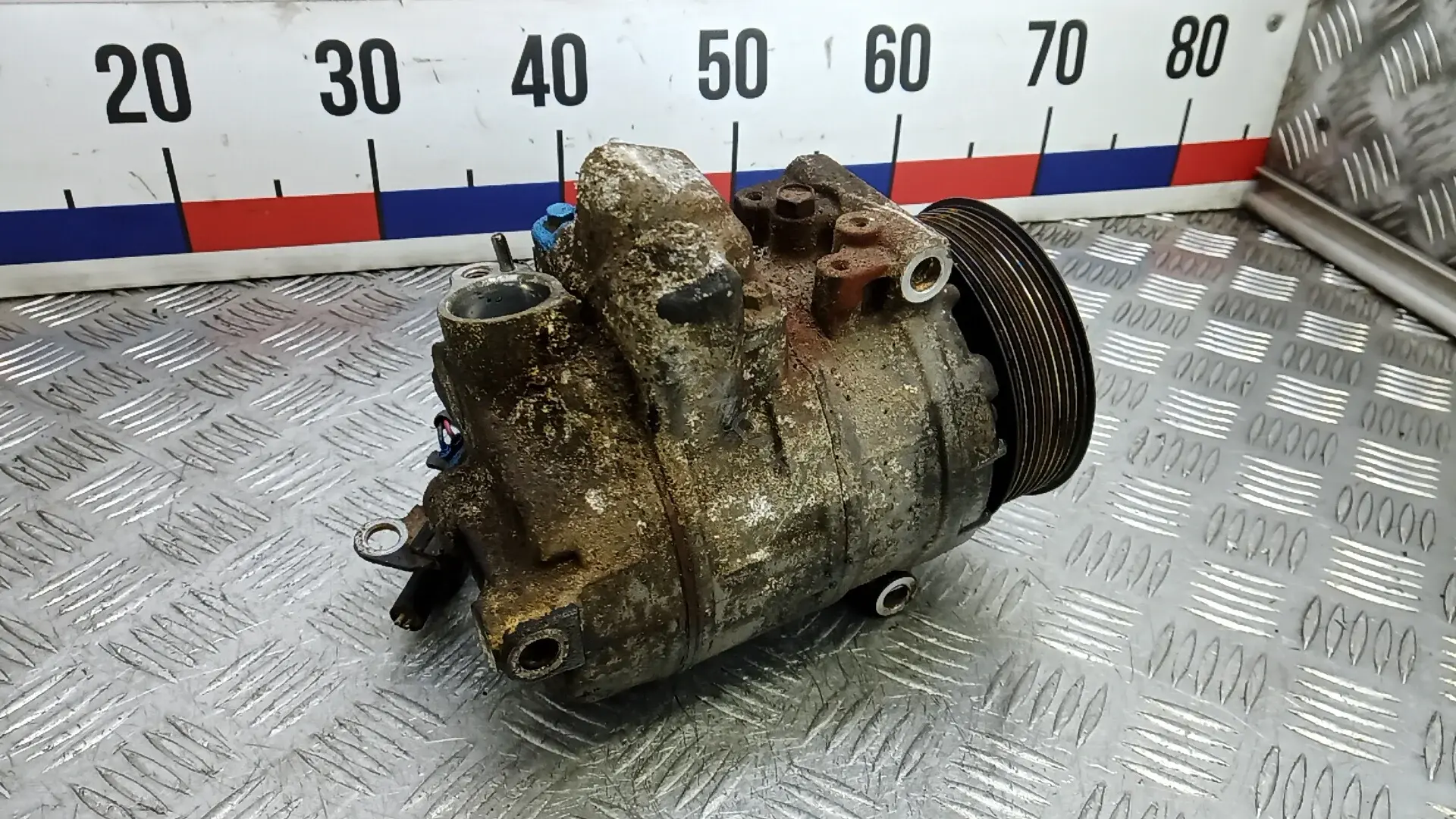 Компрессор кондиционера JPB500201