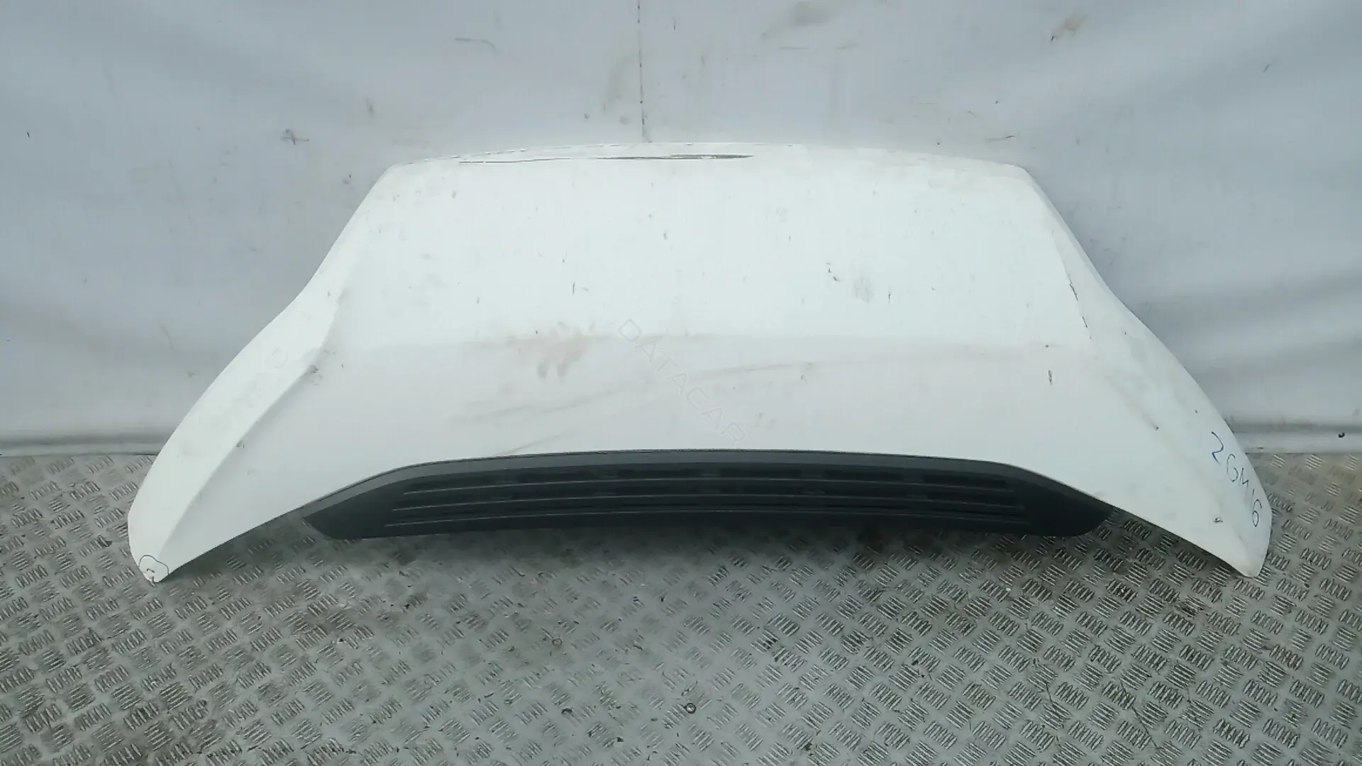 Капот 2GM16D201
