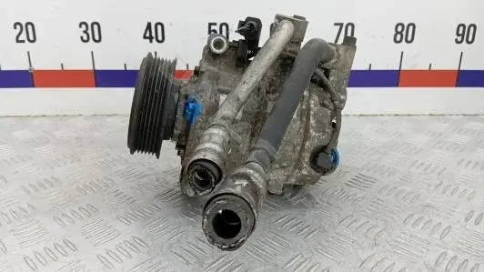 Компрессор кондиционера 4F0260805N