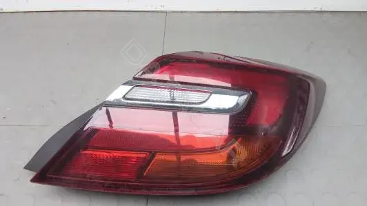 Задние фонари UOK58MY01