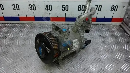 Компрессор кондиционера 5K0820803E